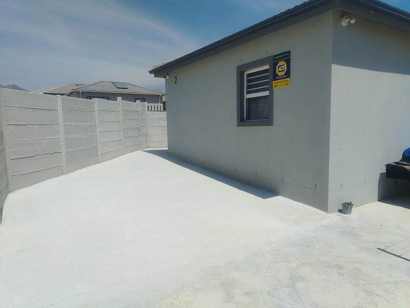 2 Bedroom Property for Sale in Groenheuwel Western Cape